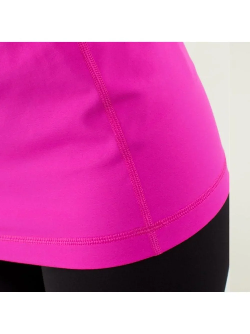 Lululemon Aria Tank II Paris Perfection